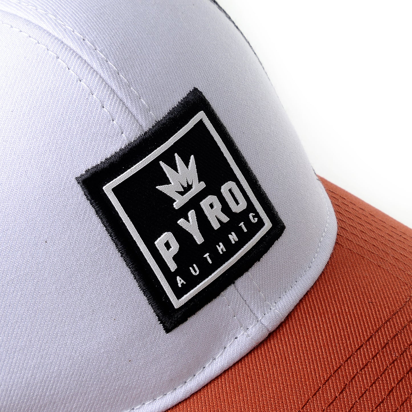Pyro Authntc Trucker Cap - Blanco Vis Naranja