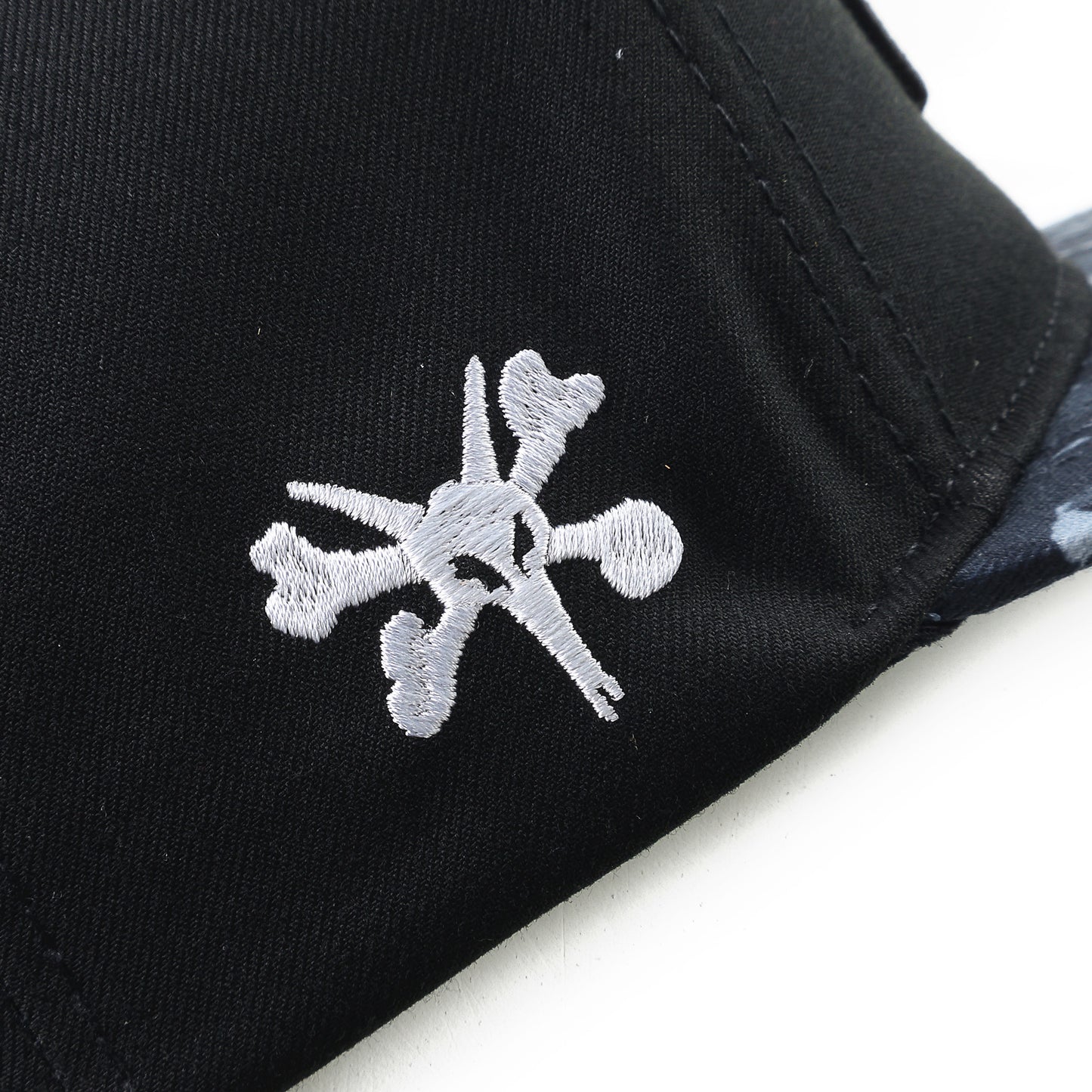 Bones Headwear Patch Flat Cap - Negro Vis Bsn
