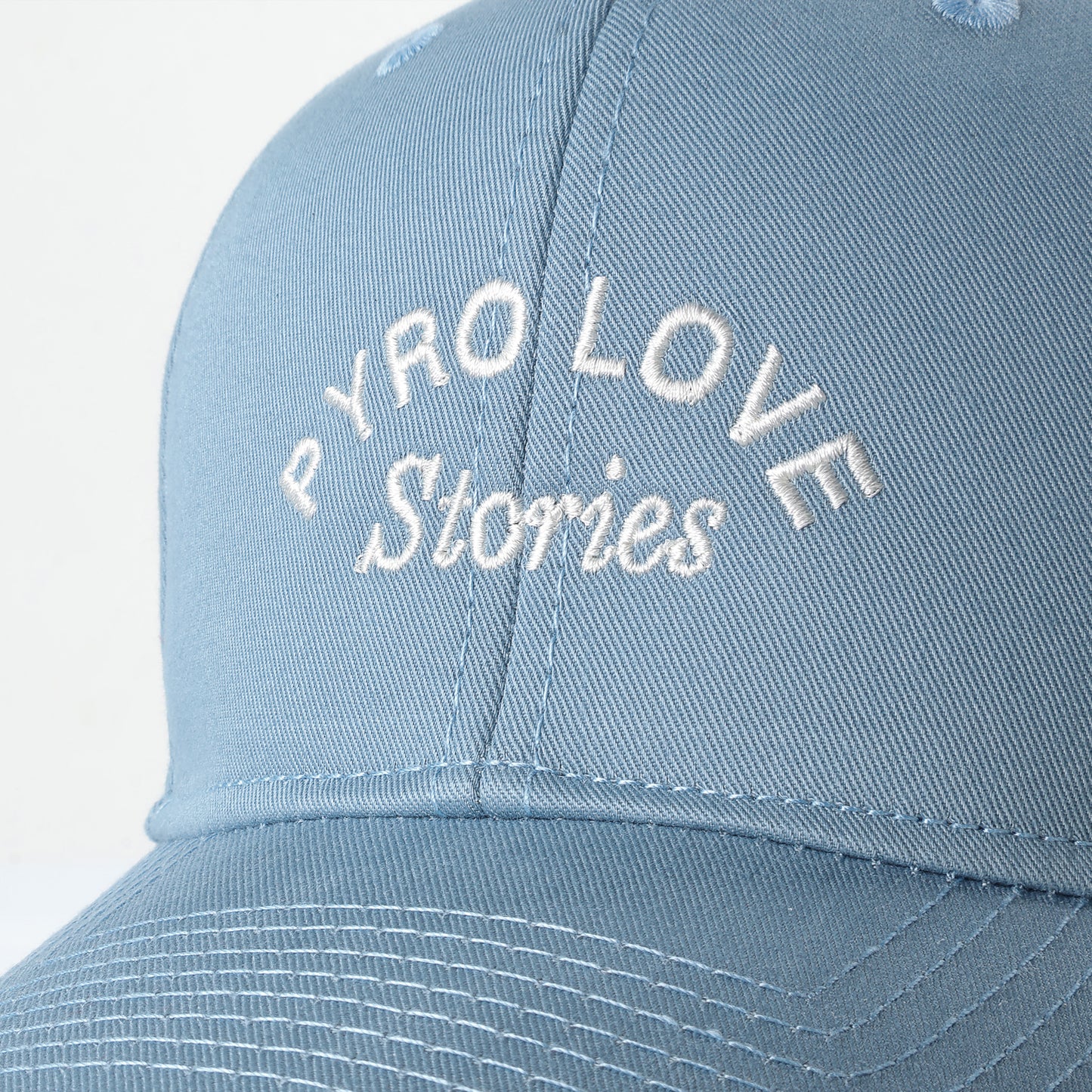 Pyro Love Stories Cap - Celeste
